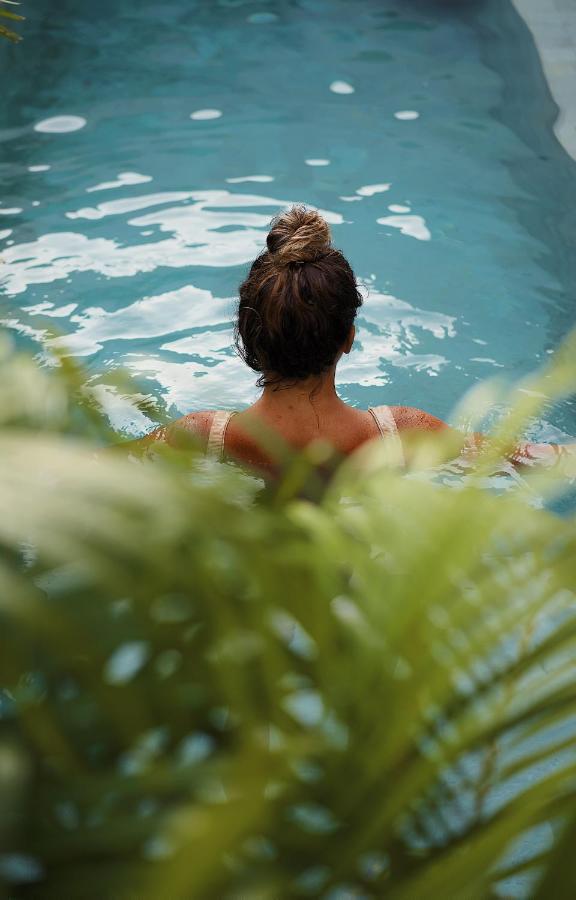 Neptune Studios Adults Only Gym And Recovery Access Kuta  Luaran gambar