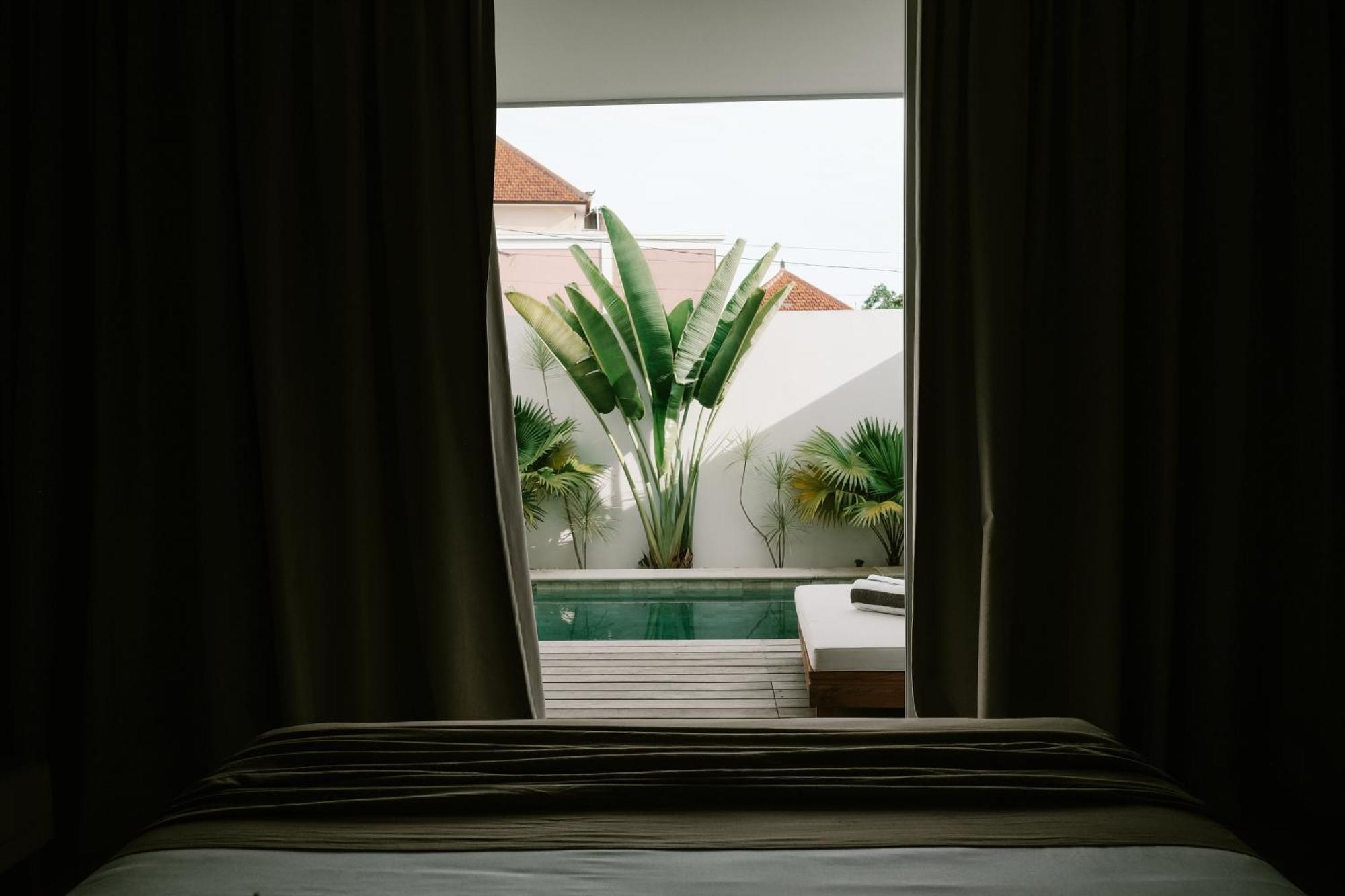 Neptune Studios Adults Only Gym And Recovery Access Kuta  Luaran gambar